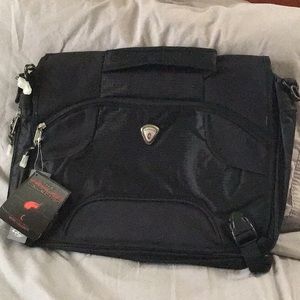 California Pak Bag Brand New With Tags